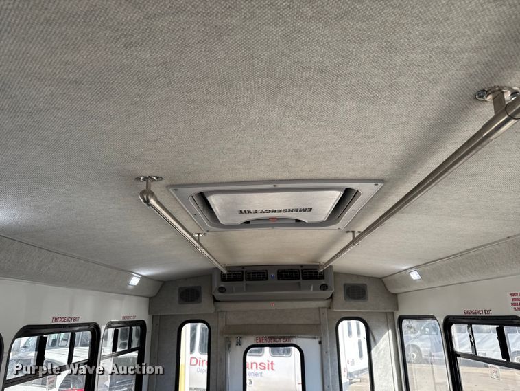 image for item FK0889 2018 Ford E450 Super Duty shuttle bus