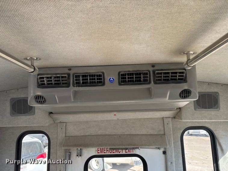 image for item FK0889 2018 Ford E450 Super Duty shuttle bus