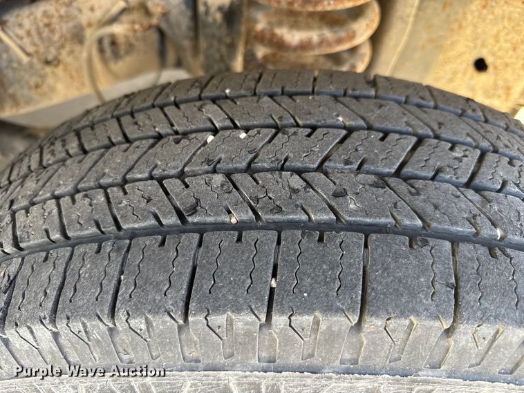 image for item FK0889 2018 Ford E450 Super Duty shuttle bus