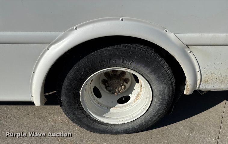 image for item FK0889 2018 Ford E450 Super Duty shuttle bus