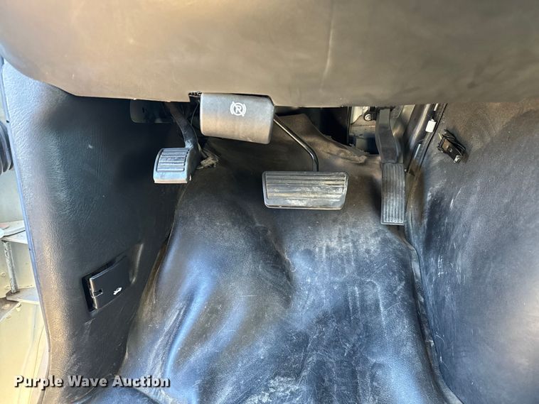 image for item FK0892 2015 Chevrolet Express 3500 van