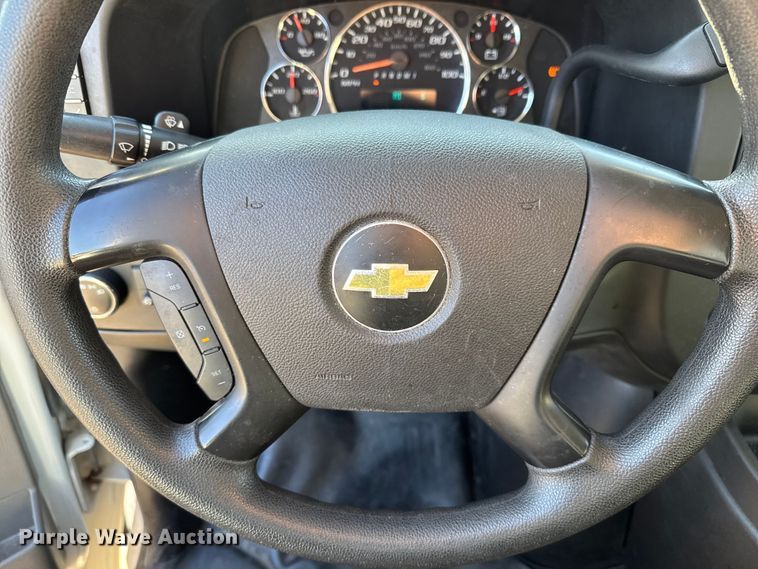 image for item FK0892 2015 Chevrolet Express 3500 van