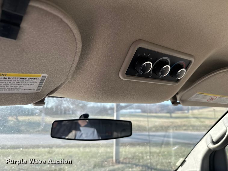 image for item FK0892 2015 Chevrolet Express 3500 van