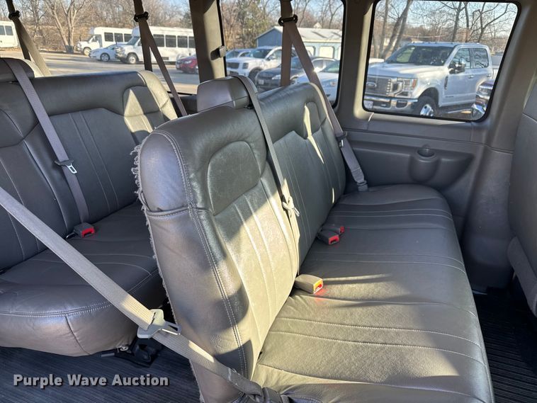 image for item FK0892 2015 Chevrolet Express 3500 van