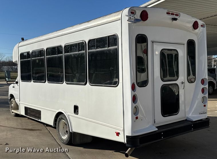 image for item FK0893 2017 Ford E450 Super Duty shuttle bus