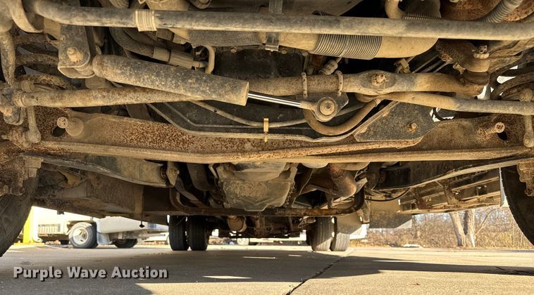 image for item FK0893 2017 Ford E450 Super Duty shuttle bus