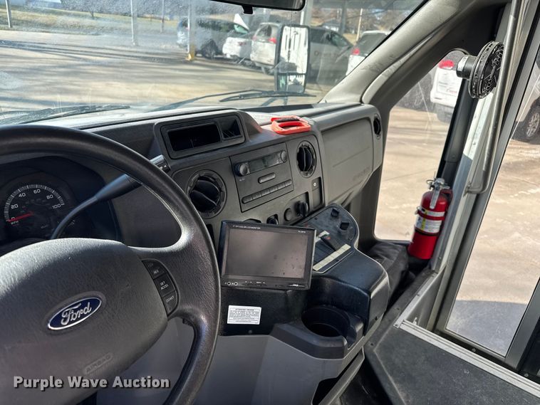 image for item FK0893 2017 Ford E450 Super Duty shuttle bus