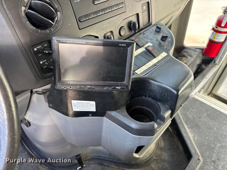 image for item FK0893 2017 Ford E450 Super Duty shuttle bus