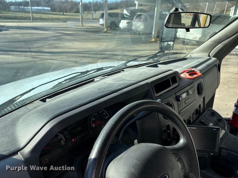 image for item FK0893 2017 Ford E450 Super Duty shuttle bus