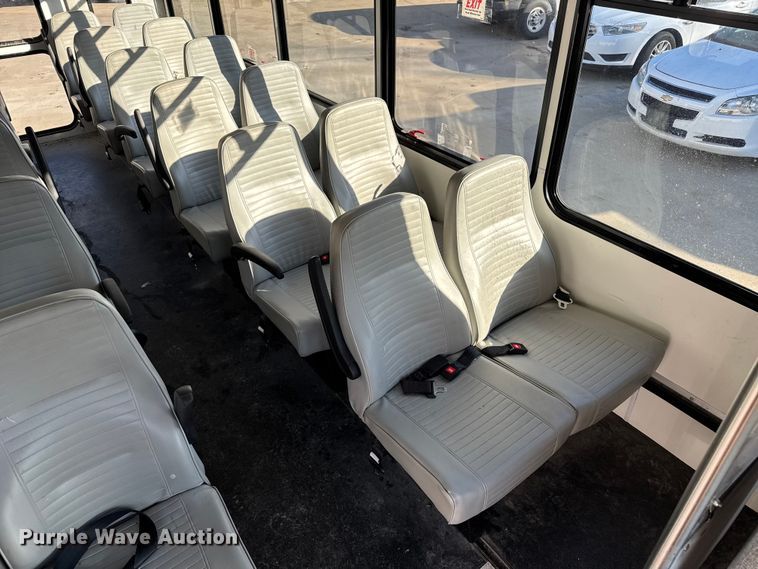 image for item FK0893 2017 Ford E450 Super Duty shuttle bus