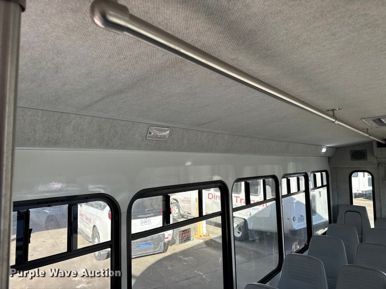 image for item FK0893 2017 Ford E450 Super Duty shuttle bus