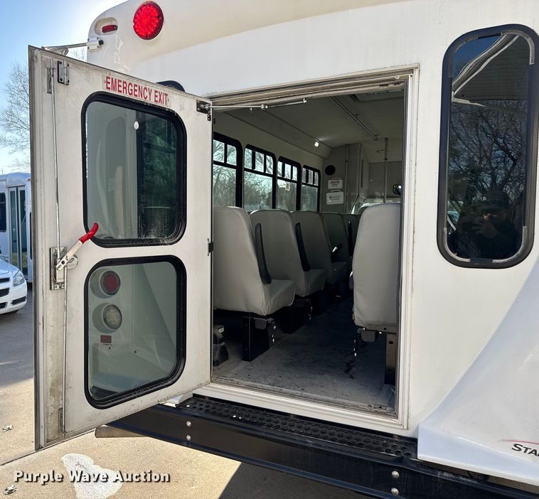 image for item FK0893 2017 Ford E450 Super Duty shuttle bus