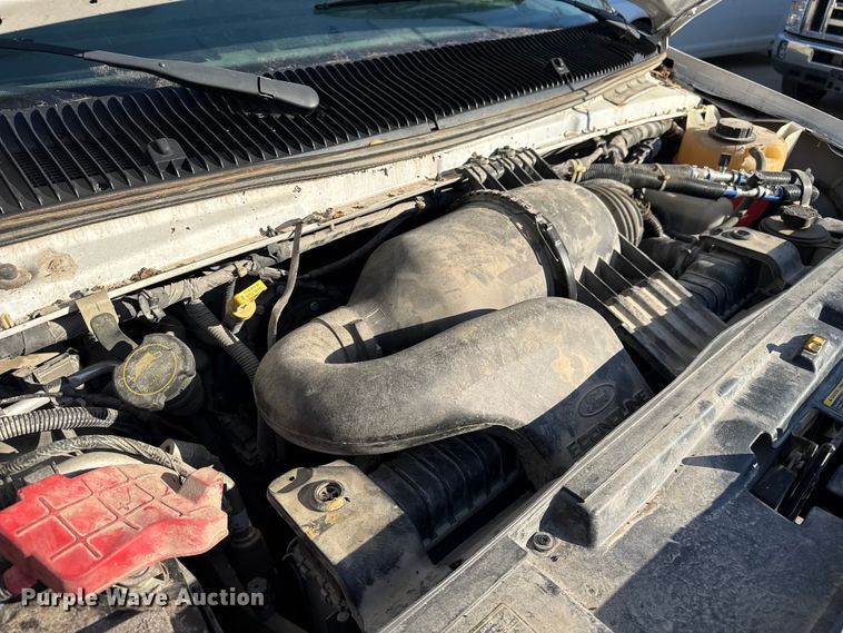 image for item FK0893 2017 Ford E450 Super Duty shuttle bus