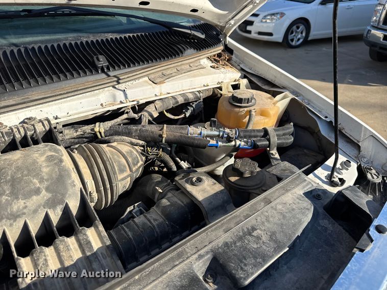 image for item FK0893 2017 Ford E450 Super Duty shuttle bus