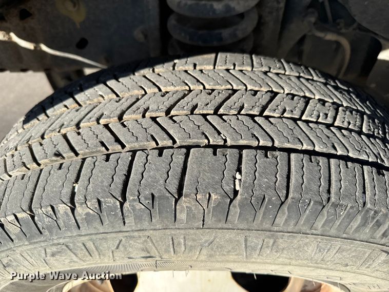 image for item FK0893 2017 Ford E450 Super Duty shuttle bus