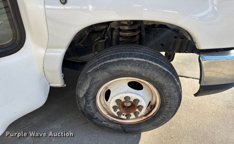 image for item FK0893 2017 Ford E450 Super Duty shuttle bus