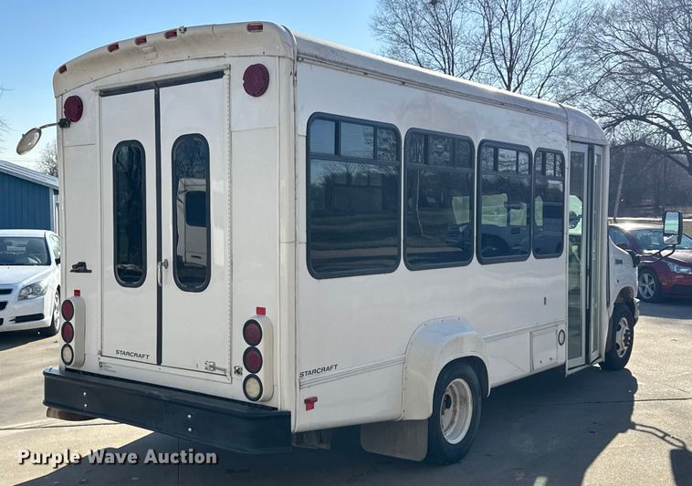 image for item FK0894 2015 Ford E350 shuttle bus