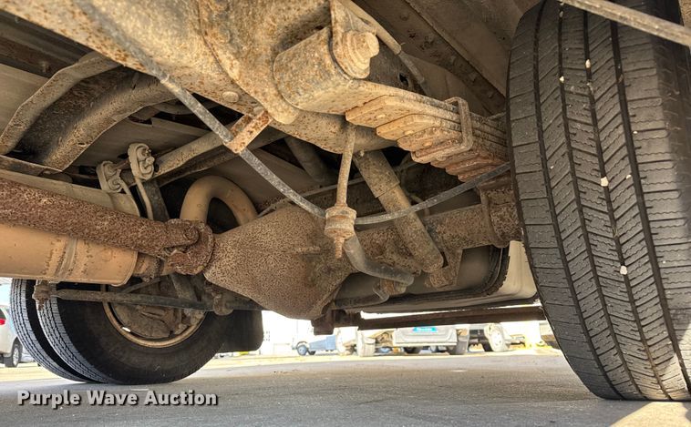 image for item FK0894 2015 Ford E350 shuttle bus