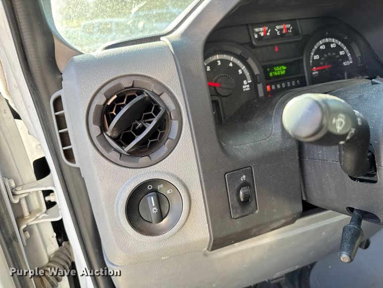 image for item FK0894 2015 Ford E350 shuttle bus