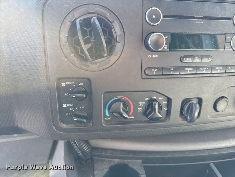 image for item FK0894 2015 Ford E350 shuttle bus