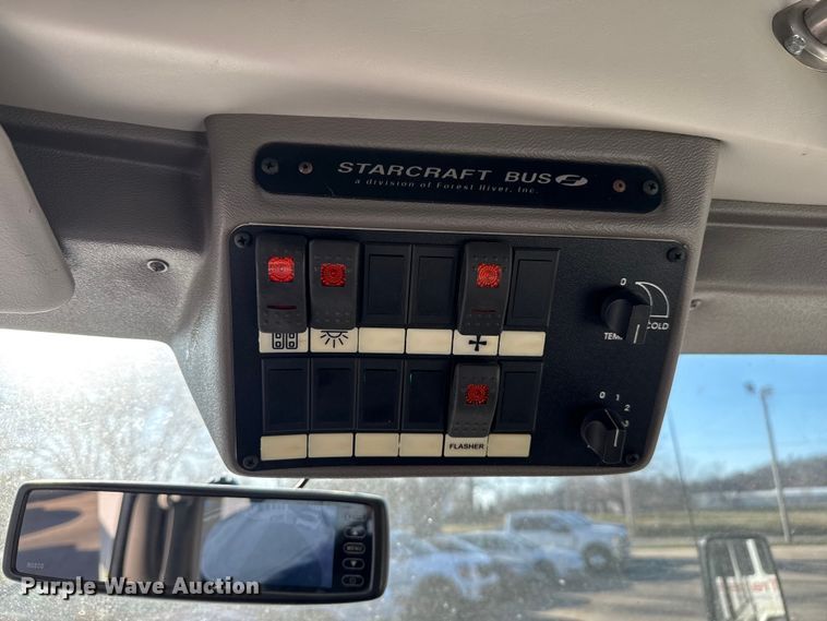 image for item FK0894 2015 Ford E350 shuttle bus