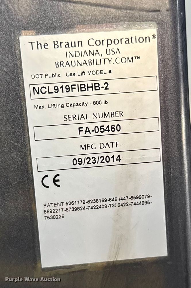 image for item FK0894 2015 Ford E350 shuttle bus