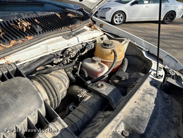 image for item FK0894 2015 Ford E350 shuttle bus