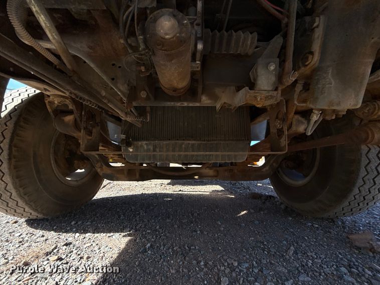 image for item HW9136 1986 Ford F800 dump truck