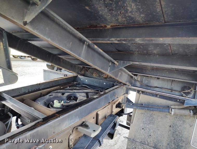 image for item IH9400 2017 Rugby HR-540 dump bed