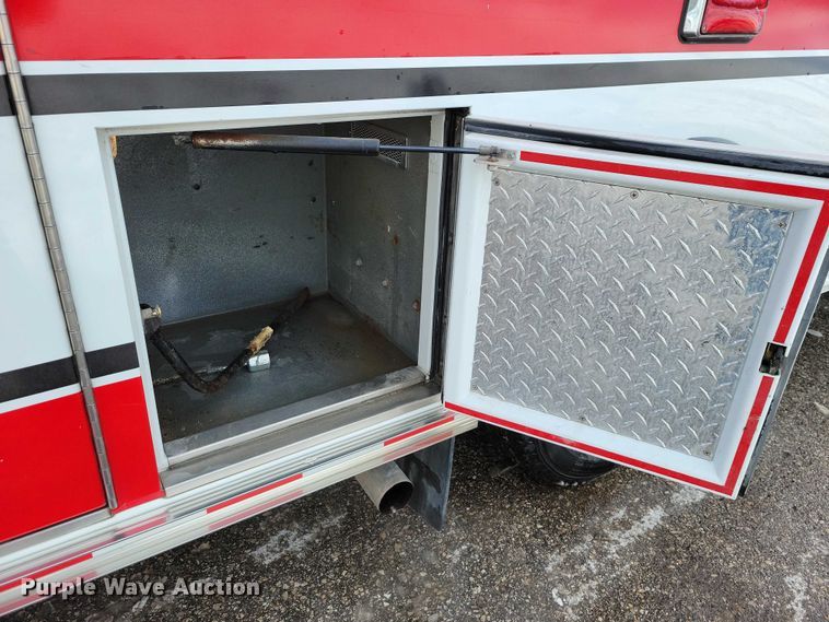 image for item NO9839 2015 Ford E450 ambulance