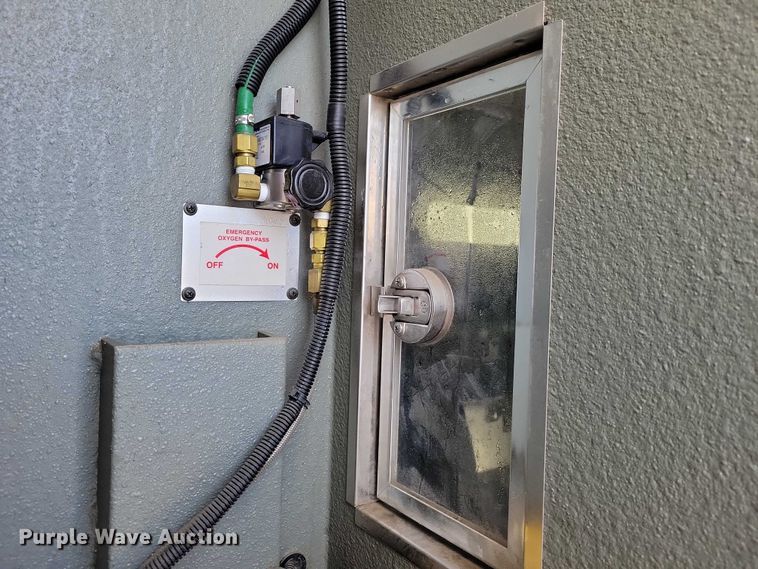 image for item NO9839 2015 Ford E450 ambulance