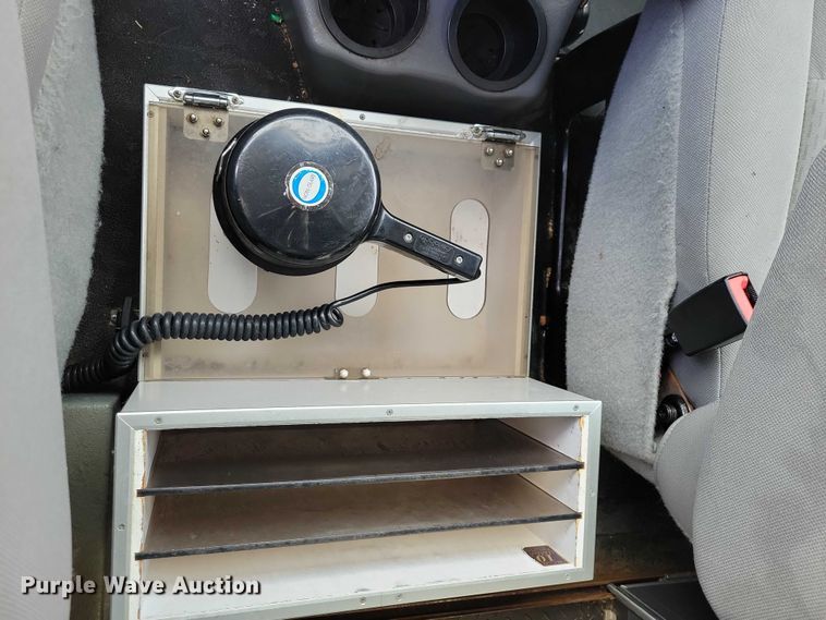 image for item NO9839 2015 Ford E450 ambulance