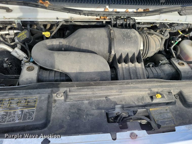 image for item NO9839 2015 Ford E450 ambulance