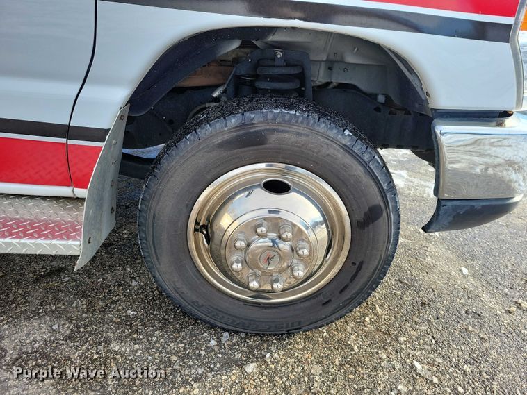 image for item NO9839 2015 Ford E450 ambulance