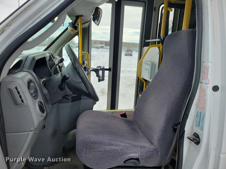 image for item NO9840 2011 ElDorado National Aerotech  E240 shuttle bus