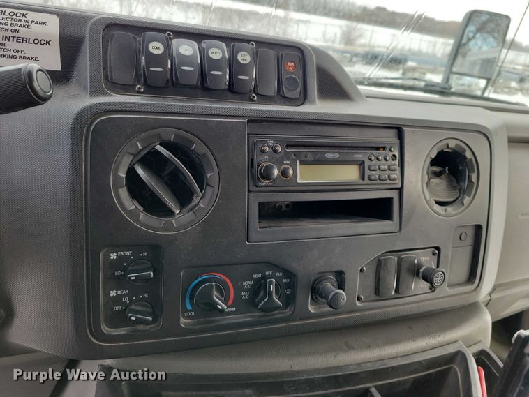 image for item NO9840 2011 ElDorado National Aerotech  E240 shuttle bus