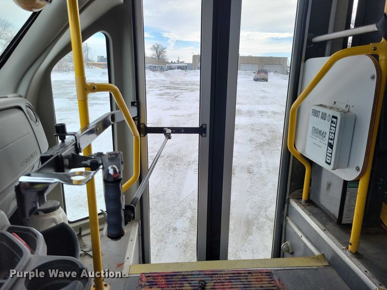 image for item NO9840 2011 ElDorado National Aerotech  E240 shuttle bus