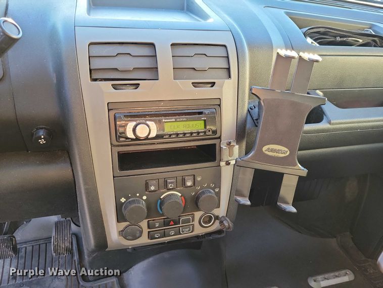 image for item NO9841 2014 MV1 handicap accessible van