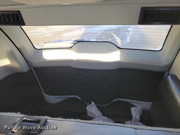 image for item NO9841 2014 MV1 handicap accessible van