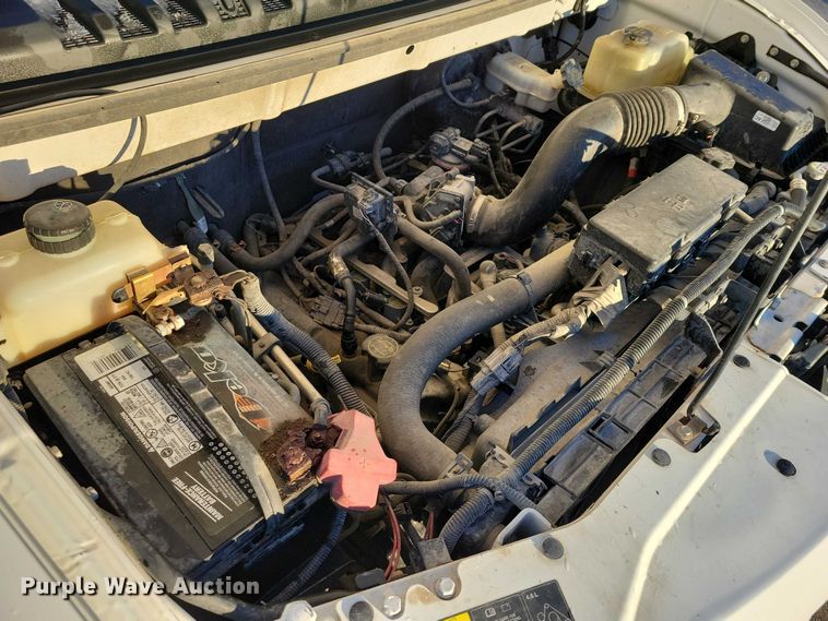 image for item NO9841 2014 MV1 handicap accessible van