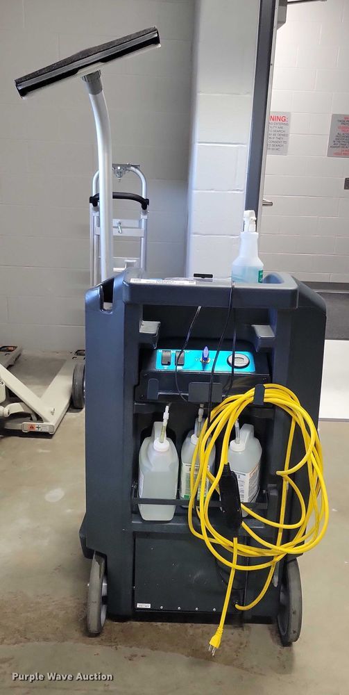 image for item NO9857 Trident CC17XP wet spray vacuum