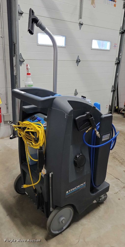 image for item NO9858 Trident CC17XP wet spray vacuum