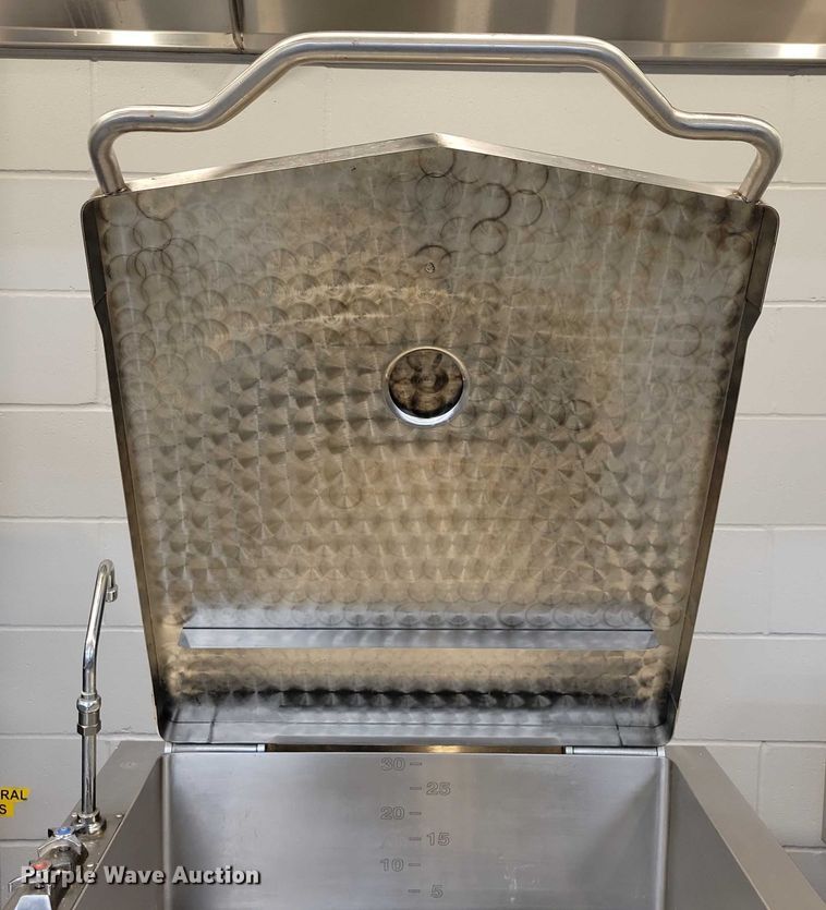 image for item NO9859 Market Forge 30P- STGL tilting Skillet