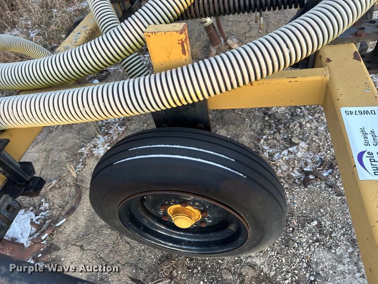 image for item DW6745 Farmstar 7000 manure Injector