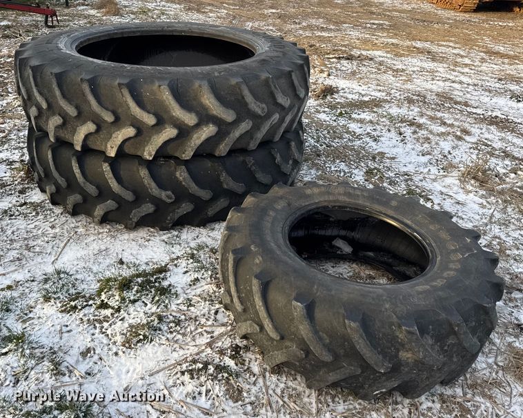 image for item DW6748 (3) tires