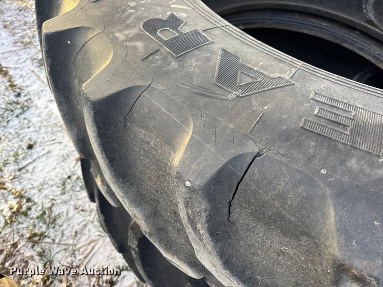 image for item DW6748 (3) tires