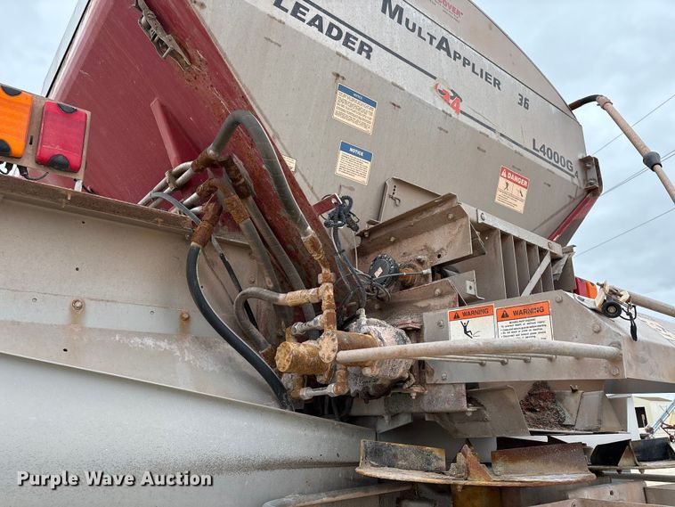 image for item DW7362 2015 RBR Vector 300 spreader