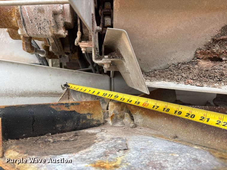 image for item DW7362 2015 RBR Vector 300 spreader