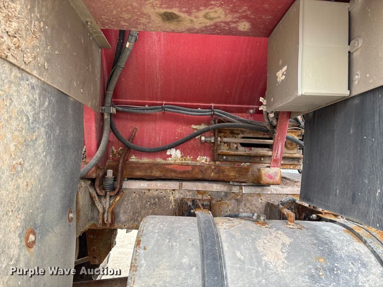 image for item DW7362 2015 RBR Vector 300 spreader