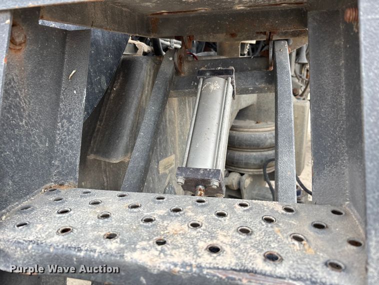 image for item DW7362 2015 RBR Vector 300 spreader